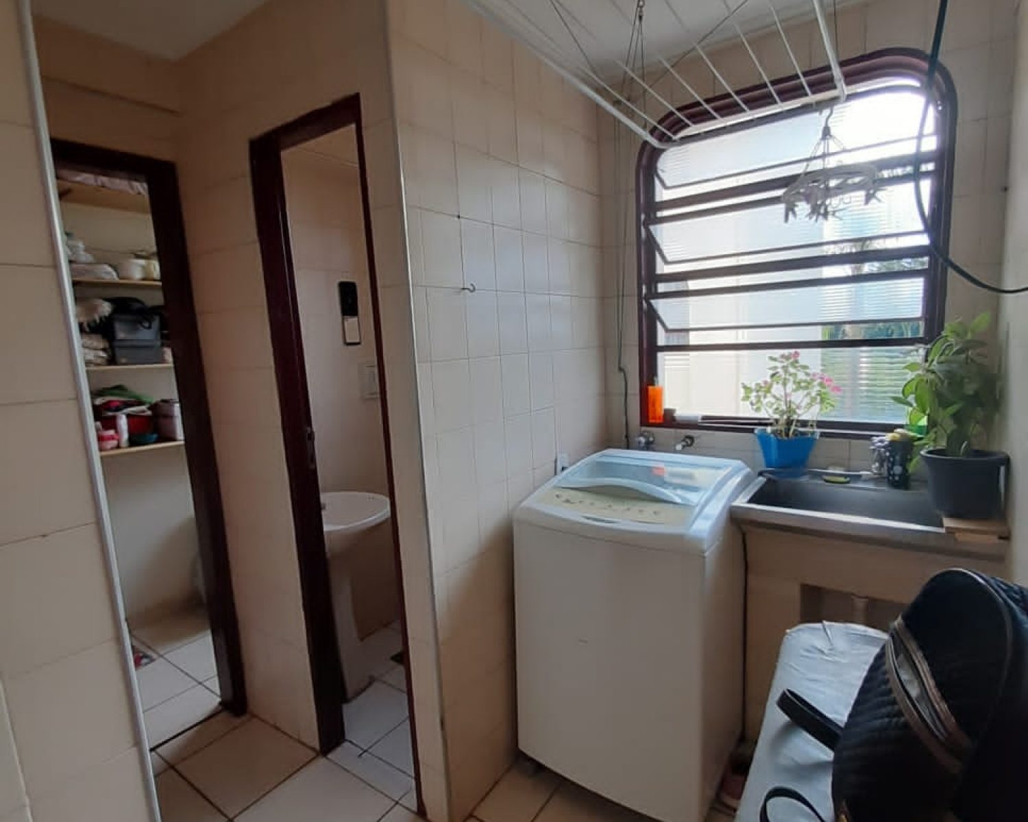 9fb64910-8ae3-44a0-ae39-e6da1e5711e3