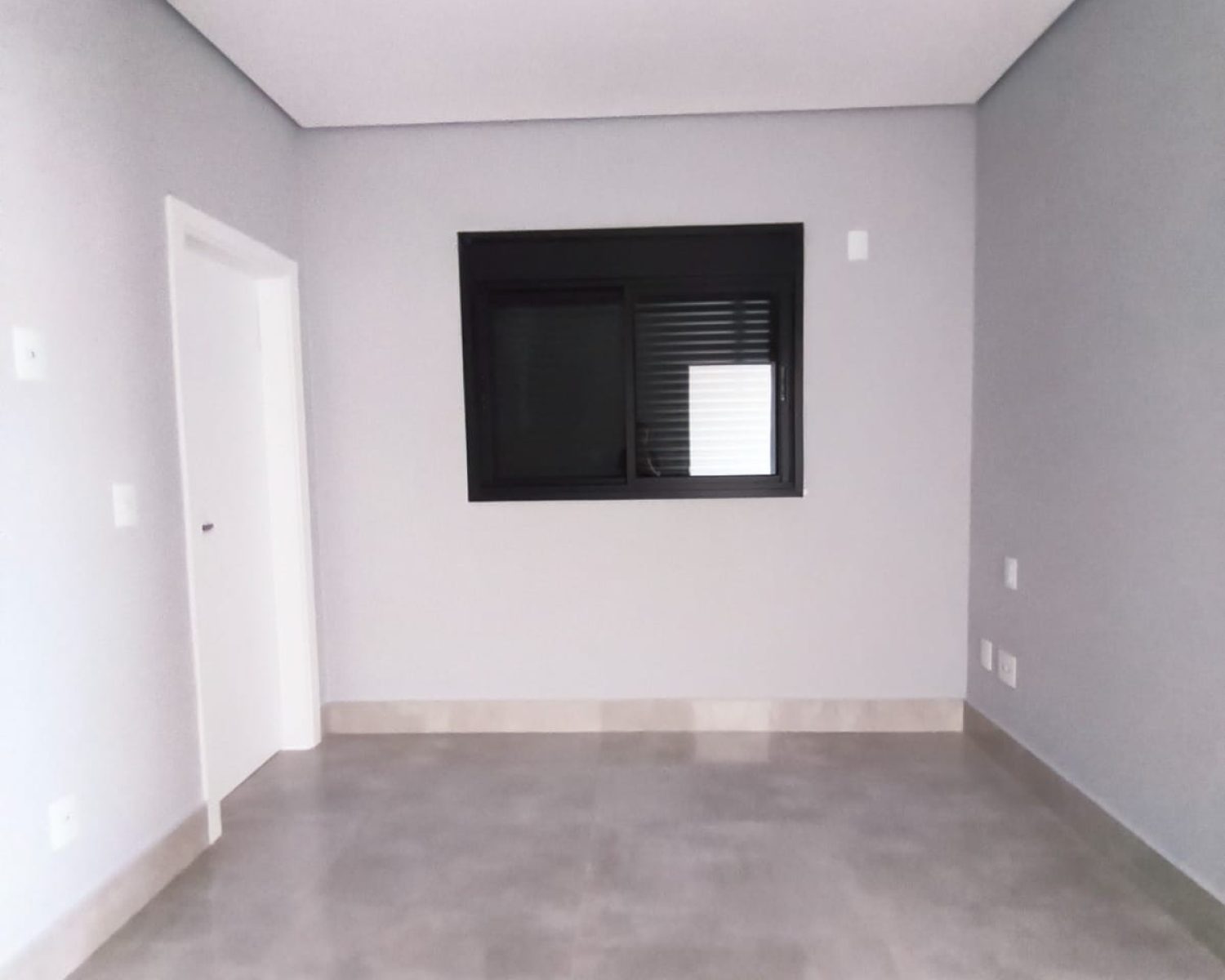 WhatsApp Image 2026-02-26 at 12.32.00