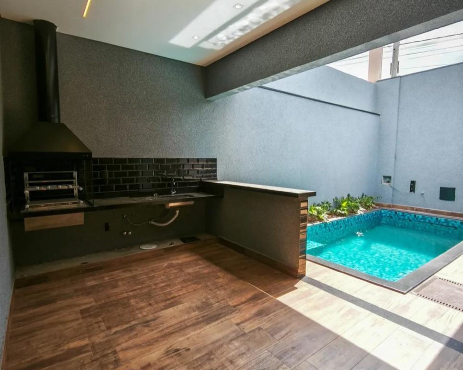 WhatsApp Image 2026-03-11 at 15.55.31 (1)