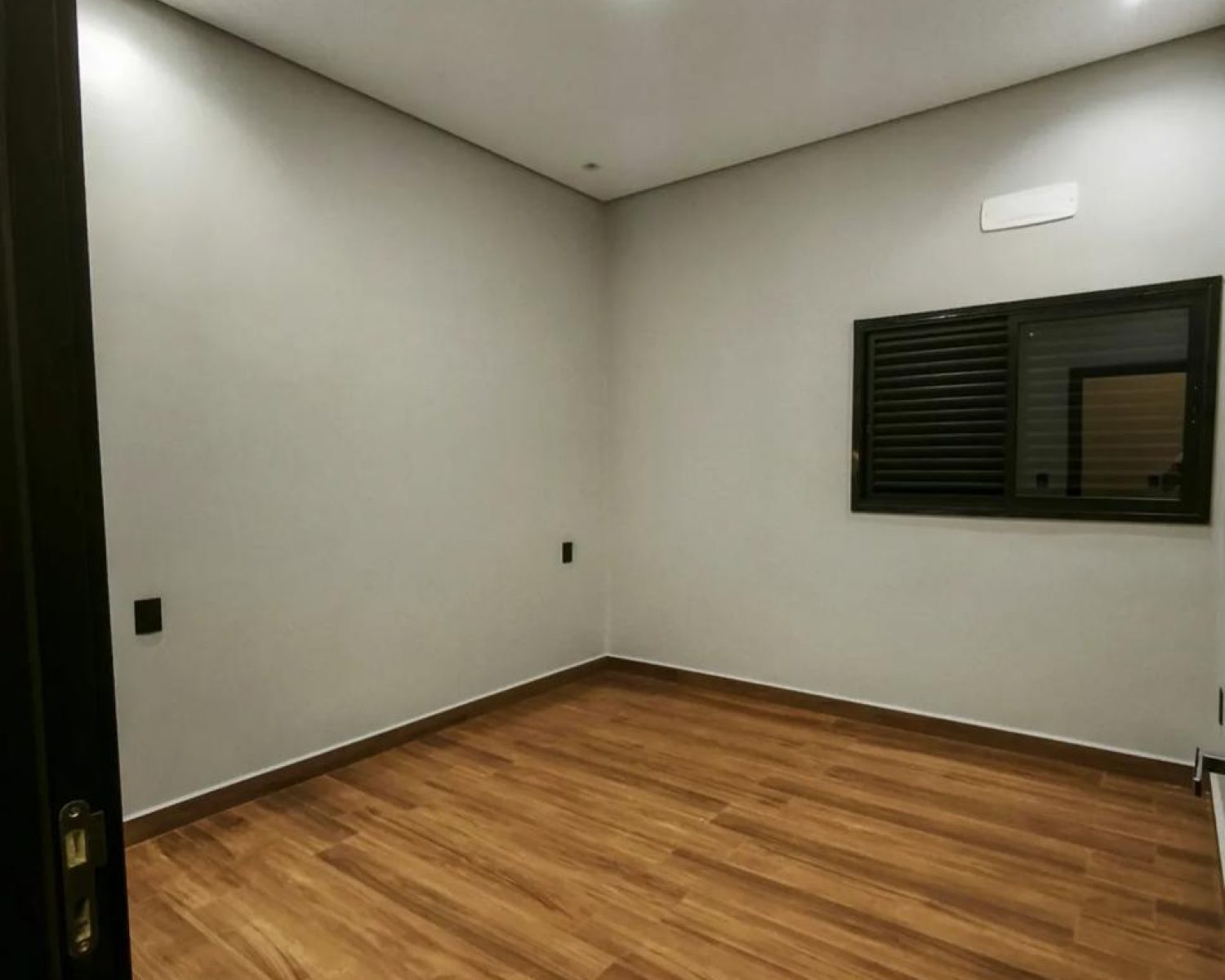 WhatsApp Image 2026-03-11 at 15.55.31 (3)