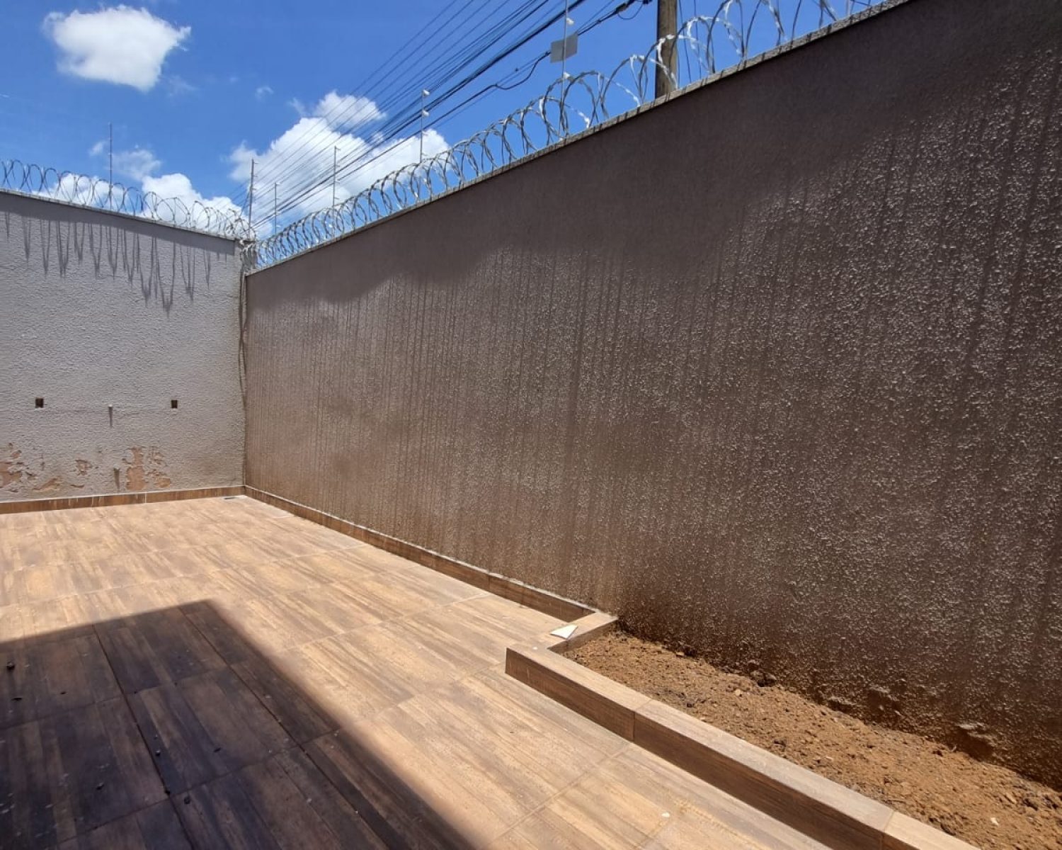 e8b0b322-0b5d-42cb-a43f-f3be4ff2c97b